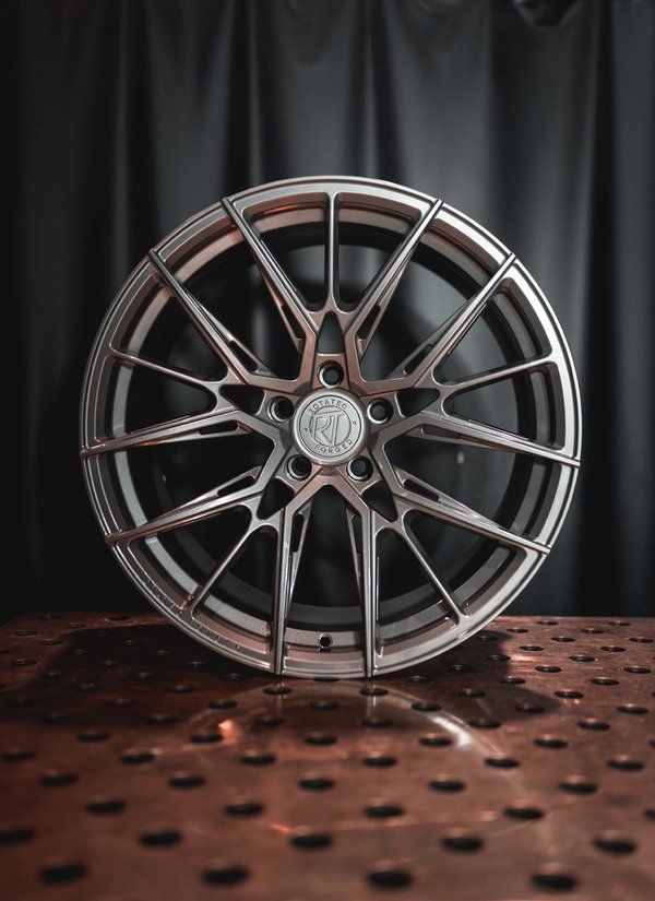 ROTATEC FORGED RT01 Schmiedefelge - (20"x 10,5J - 5x120 / ET30 / 72,6) gloss pearl grey