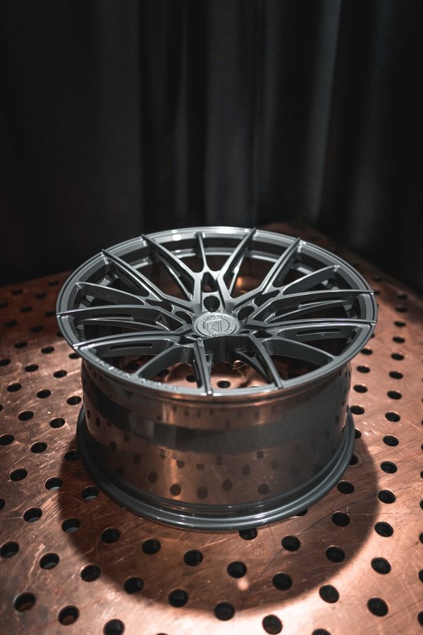 ROTATEC FORGED RT01 Schmiedefelge - (20"x 10,5J - 5x120 / ET30 / 72,6) gloss pearl grey